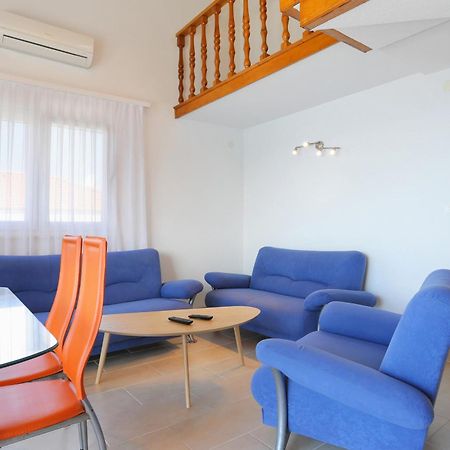 Apartments By The Sea Okrug Donji, Ciovo - 16657 Donji Okrug  Phòng bức ảnh