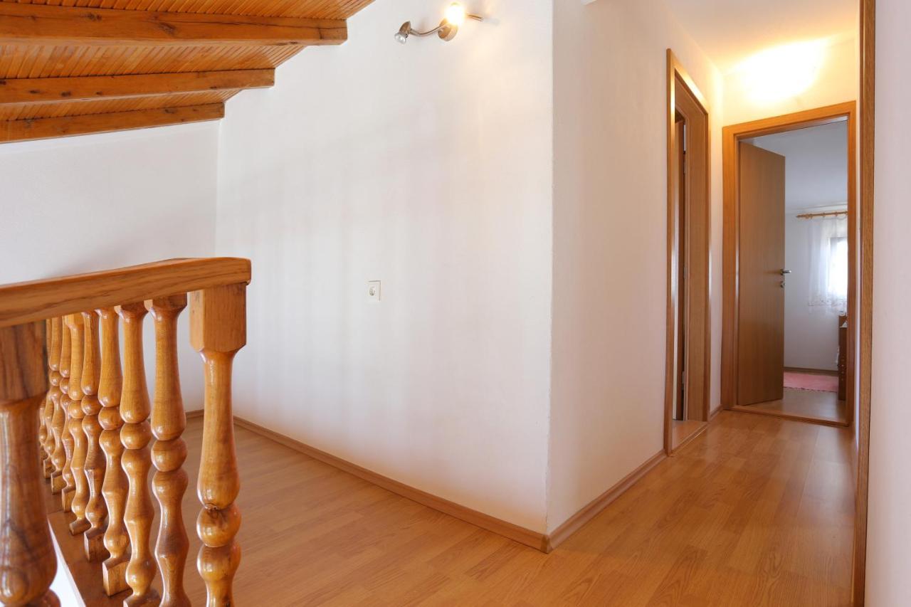 Apartments By The Sea Okrug Donji, Ciovo - 16657 Donji Okrug  Ngoại thất bức ảnh