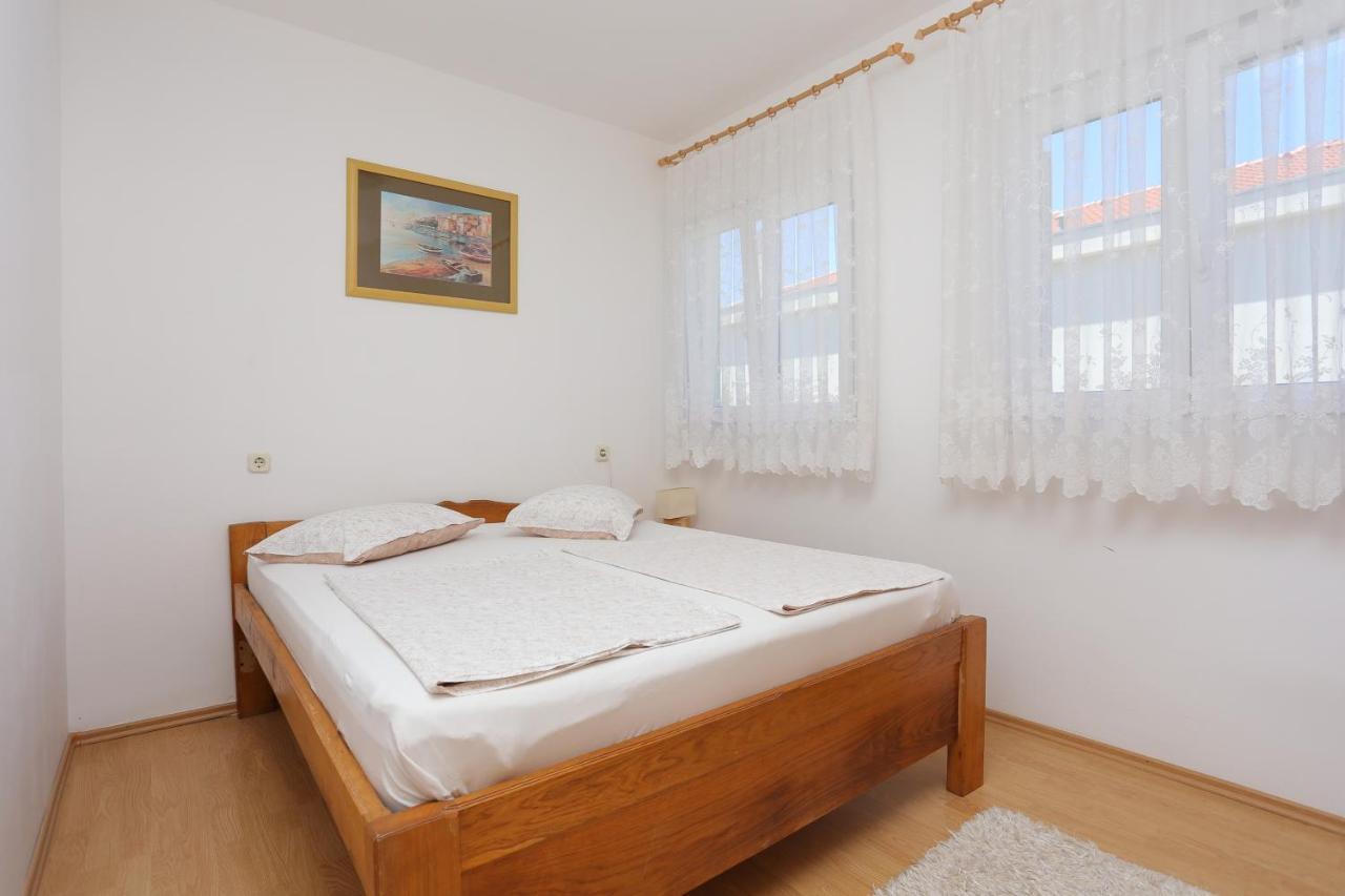 Apartments By The Sea Okrug Donji, Ciovo - 16657 Donji Okrug  Ngoại thất bức ảnh