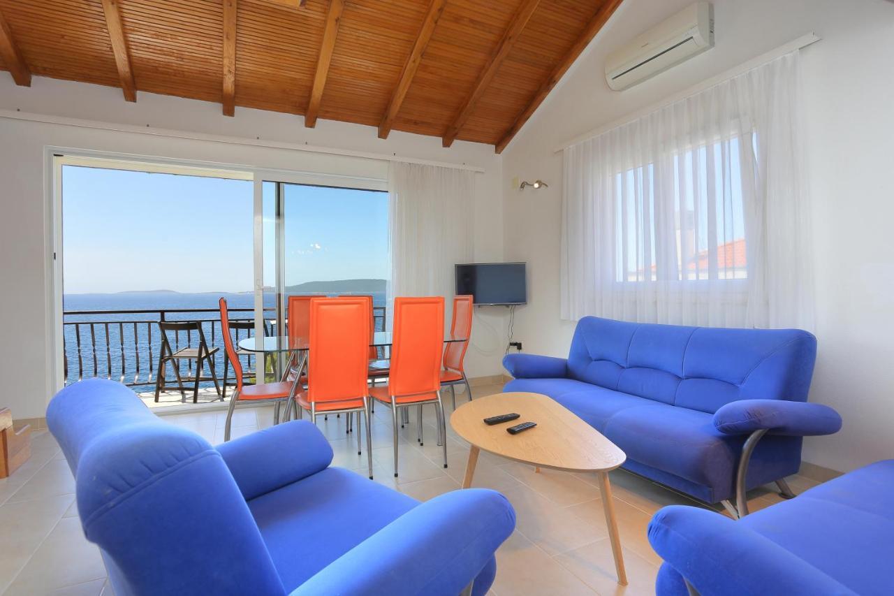 Apartments By The Sea Okrug Donji, Ciovo - 16657 Donji Okrug  Ngoại thất bức ảnh