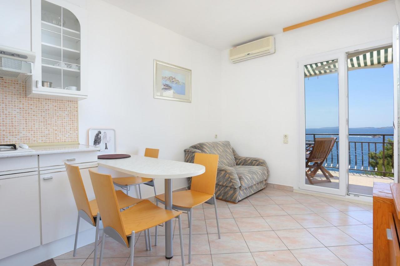 Apartments By The Sea Okrug Donji, Ciovo - 16657 Donji Okrug  Ngoại thất bức ảnh