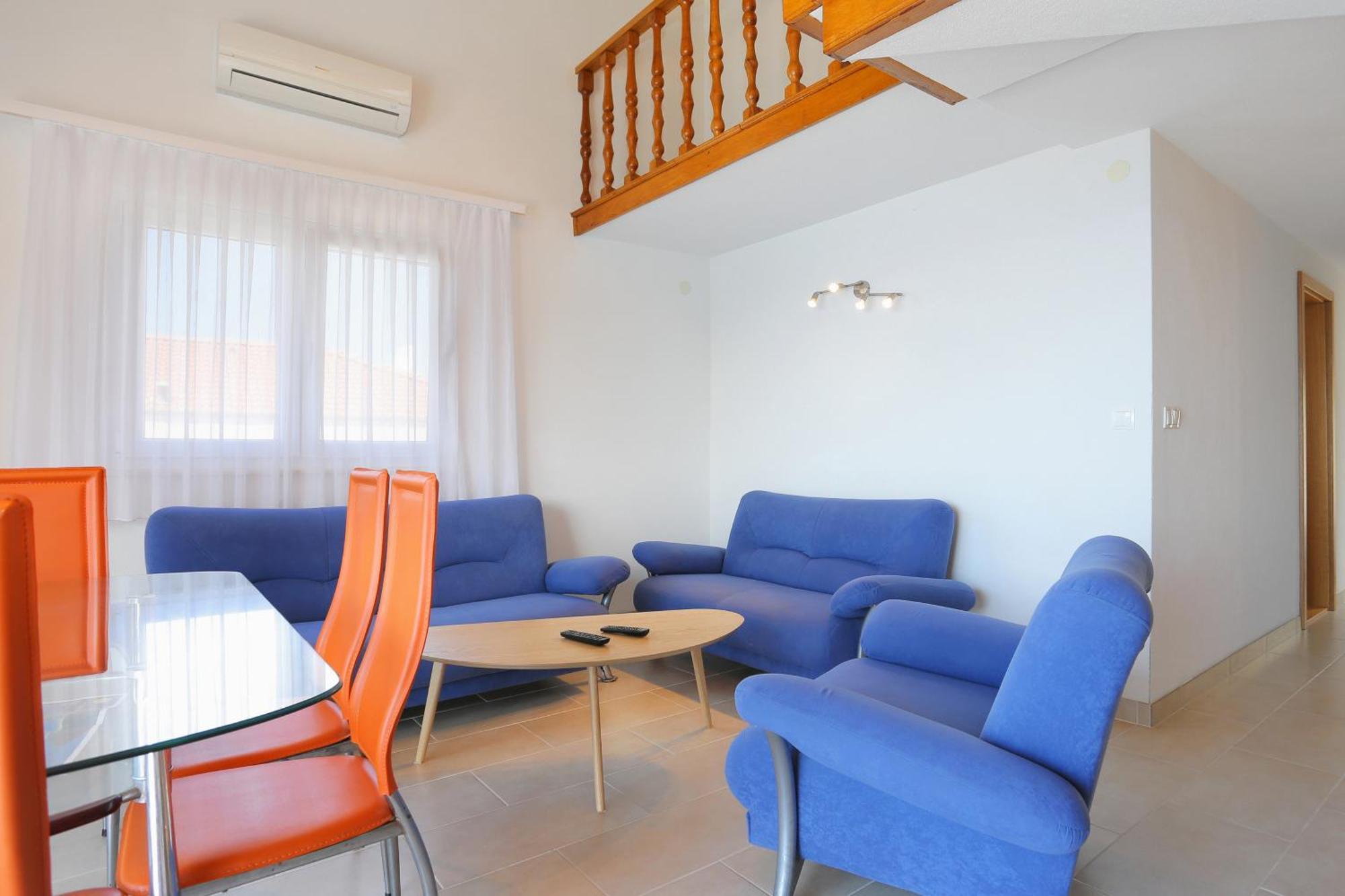 Apartments By The Sea Okrug Donji, Ciovo - 16657 Donji Okrug  Phòng bức ảnh